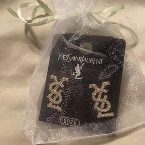 Women earrings